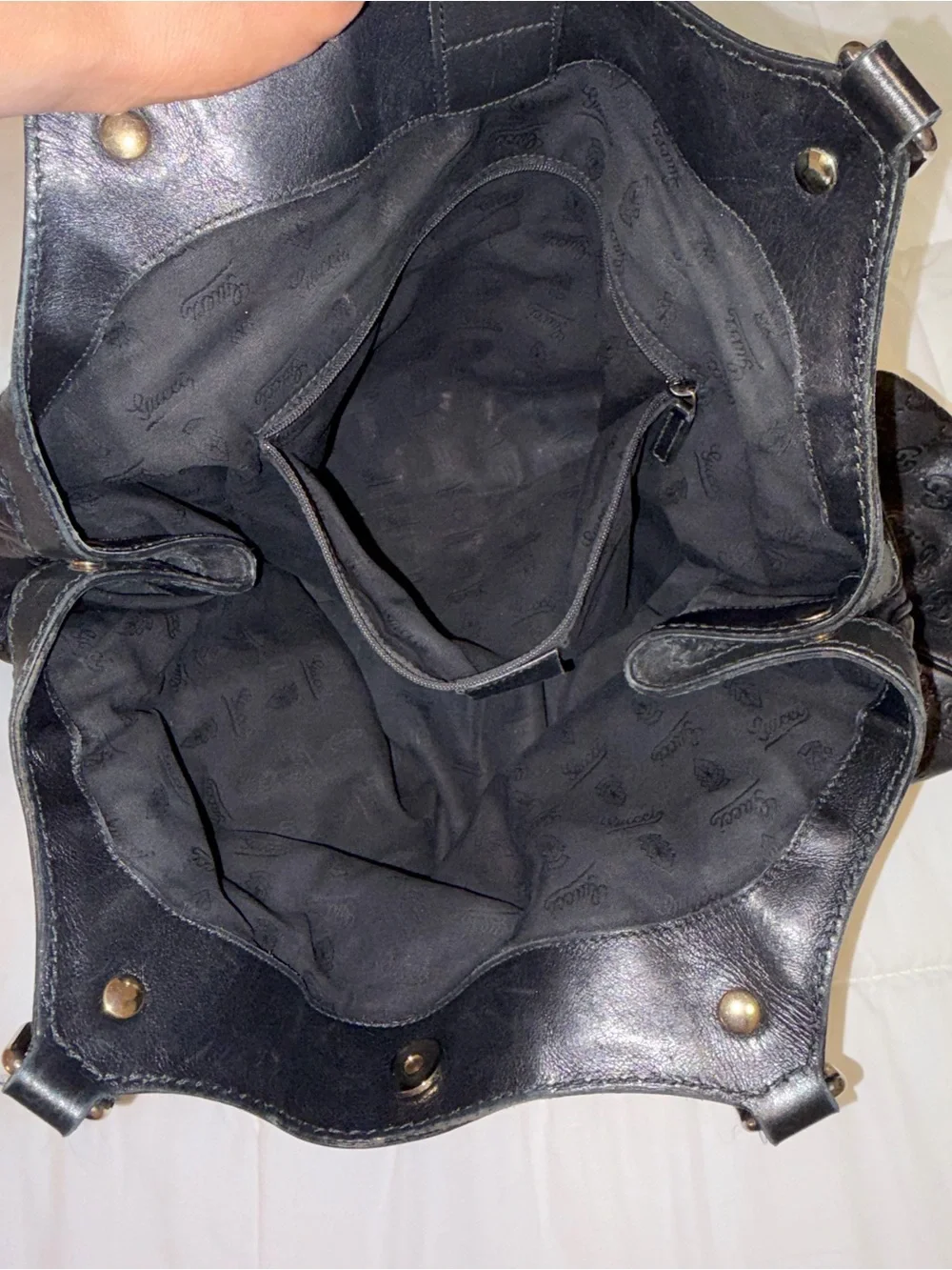 Gucci Black Leather Shoulder Bag with Gold Hardware